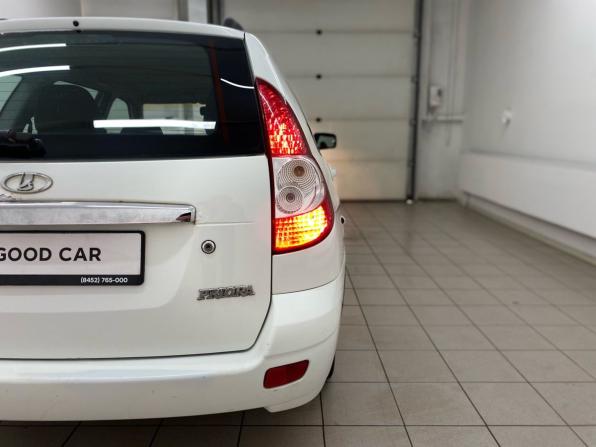 Lada (ВАЗ) Priora I с пробегом 2010 года, цена 289 000 рублей, 113042 км, универсал, Автокод Объявления