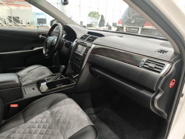 Toyota Camry VII (XV50) Рестайлинг 2 с пробегом 2017 года, цена 1 990 000 рублей, 178290 км, седан, Автокод Объявления