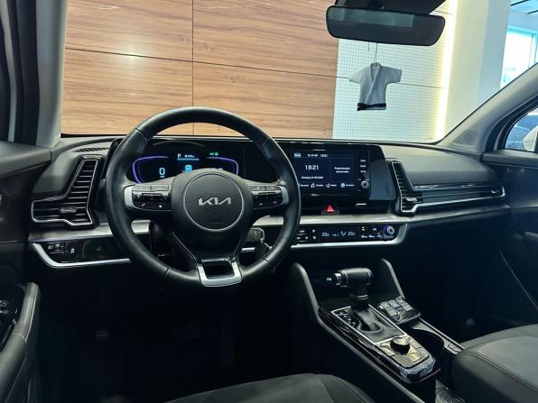 Kia Sportage V с пробегом 2023 года, цена 3 899 000 рублей, 7204 км, внедорожник, Автокод Объявления
