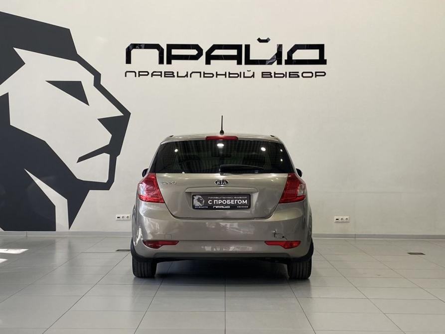 Kia Ceed I Рестайлинг Ростов-на-Дону  - изображение 4