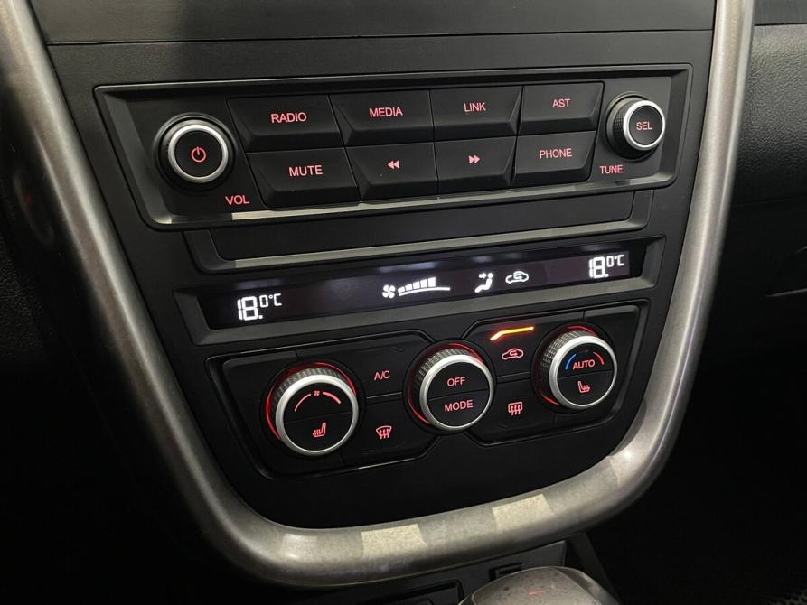 FAW Besturn X80 I Рестайлинг Москва  - изображение 7