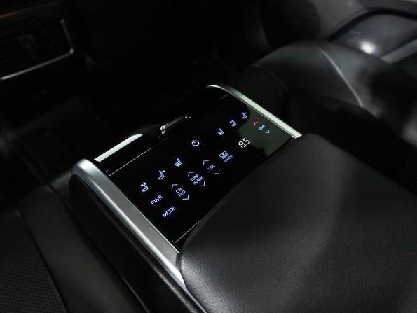 Toyota Camry VIII (XV70) с пробегом 2018 года, цена 2 599 700 рублей, 107631 км, седан, Автокод Объявления