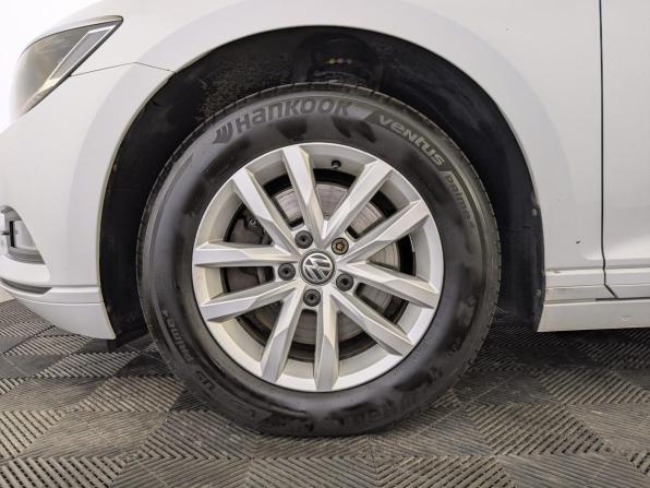 Volkswagen Passat B8 с пробегом 2019 года, цена 1 920 000 рублей, 152168 км, седан, Автокод Объявления