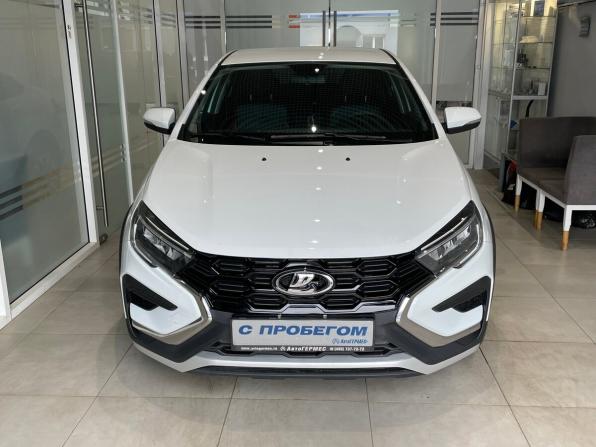 Lada (ВАЗ) Vesta I с пробегом 2025 года, цена 1 675 000 рублей, 5764 км, седан, Автокод Объявления
