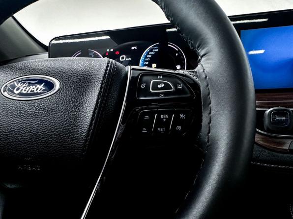 Ford Equator I с пробегом 2021 года, цена 3 550 000 рублей, 99825 км, внедорожник, Автокод Объявления