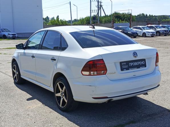 Volkswagen Polo V Рестайлинг с пробегом 2018 года, цена 965 000 рублей, 150403 км, седан, Автокод Объявления