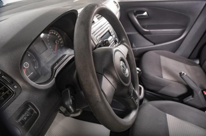 Volkswagen Polo V с пробегом 2013 года, цена 499 000 рублей, 259706 км, седан, Автокод Объявления