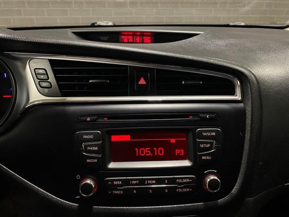Kia Ceed II Рестайлинг с пробегом 2018 года, цена 1 540 000 рублей, 106139 км, универсал, Автокод Объявления