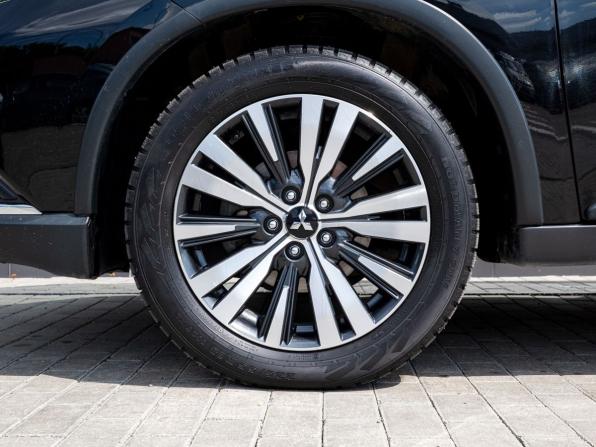 Mitsubishi Outlander III Рестайлинг 3 с пробегом 2018 года, цена 2 599 000 рублей, 87681 км, внедорожник, Автокод Объявления