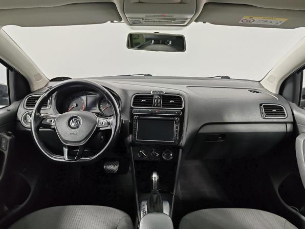 Volkswagen Polo V Рестайлинг с пробегом 2017 года, цена 1 049 000 рублей, 127154 км, седан, Автокод Объявления