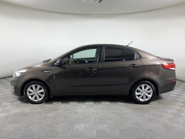 Kia Rio III Рестайлинг с пробегом 2016 года, цена 929 000 рублей, 180688 км, седан, Автокод Объявления