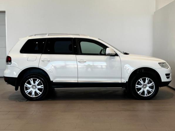 Volkswagen Touareg I Рестайлинг с пробегом 2009 года, цена 1 250 000 рублей, 335240 км, внедорожник, Автокод Объявления