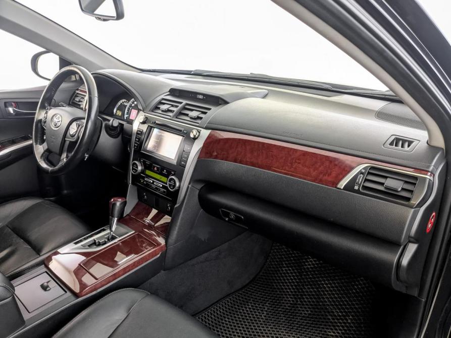 Toyota Camry VII (XV50) Москва  - изображение 11