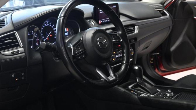Mazda 6 III (GJ) Рестайлинг с пробегом 2018 года, цена 1 995 000 рублей, 104952 км, седан, Автокод Объявления