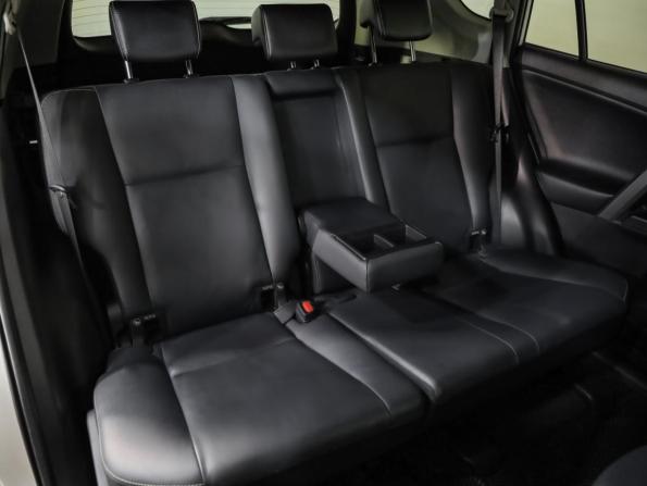 Toyota RAV4 IV (XA40) Рестайлинг с пробегом 2015 года, цена 2 099 000 рублей, 198274 км, внедорожник, Автокод Объявления