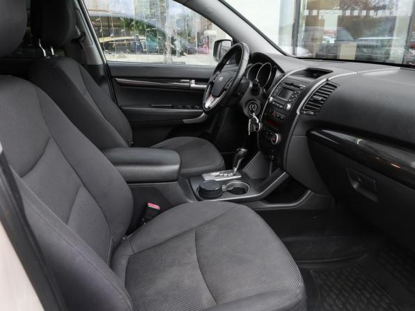 Kia Sorento II с пробегом 2009 года, цена 1 098 000 рублей, 328206 км, внедорожник, Автокод Объявления