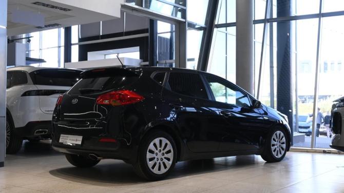 Kia Ceed II с пробегом 2013 года, цена 920 000 рублей, 155019 км, хэтчбек, Автокод Объявления