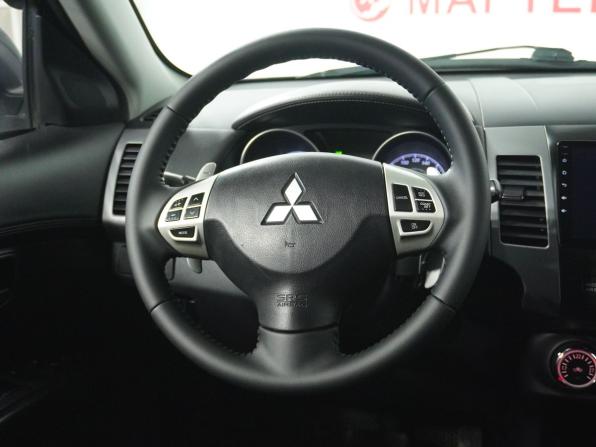 Mitsubishi Outlander II Рестайлинг с пробегом 2010 года, цена 884 000 рублей, 249088 км, внедорожник, Автокод Объявления