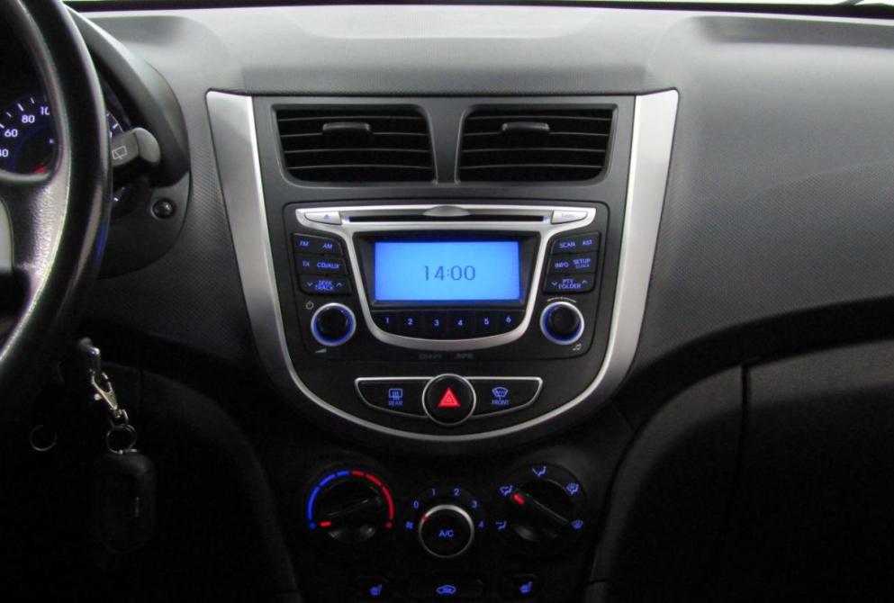Hyundai Solaris I Екатеринбург  - изображение 19
