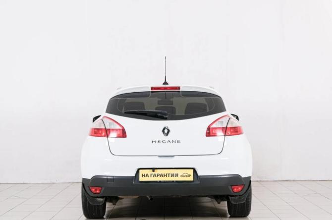 Renault Megane III Рестайлинг с пробегом 2013 года, цена 899 000 рублей, 75116 км, хэтчбек, Автокод Объявления