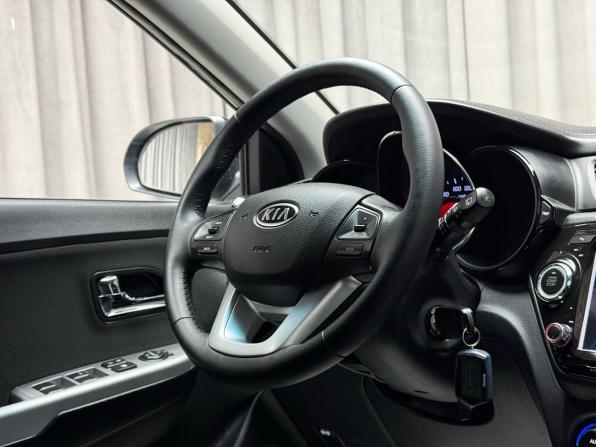 Kia Rio III с пробегом 2012 года, цена 829 000 рублей, 124200 км, хэтчбек, Автокод Объявления