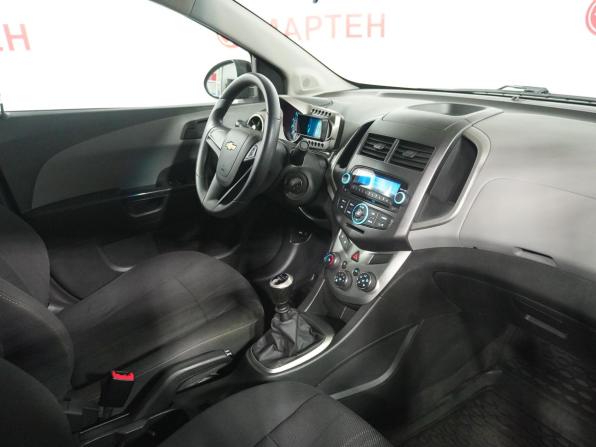Chevrolet Aveo II с пробегом 2014 года, цена 800 000 рублей, 96355 км, седан, Автокод Объявления