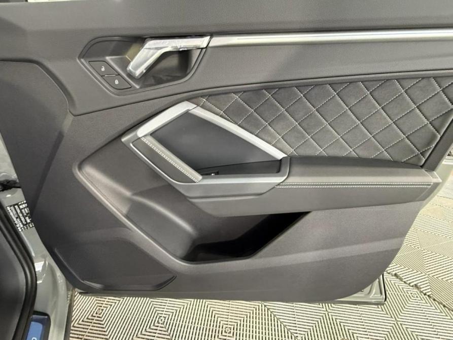 Audi Q3 II (F3) Москва  - изображение 25