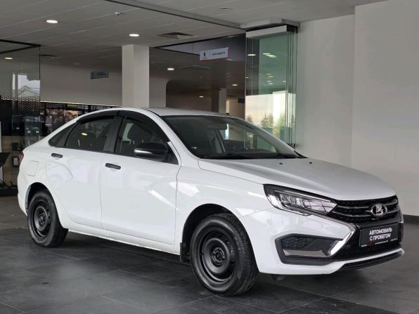Lada (ВАЗ) Vesta I Рестайлинг (NG) с пробегом 2024 года, цена 800 000 рублей, 51801 км, седан, Автокод Объявления