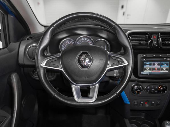 Renault Logan II Рестайлинг с пробегом 2019 года, цена 1 075 000 рублей, 127200 км, седан, Автокод Объявления