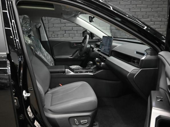 Toyota RAV4 VI (XA60) с пробегом 2026 года, цена 4 290 000 рублей, 35 км, внедорожник, Автокод Объявления