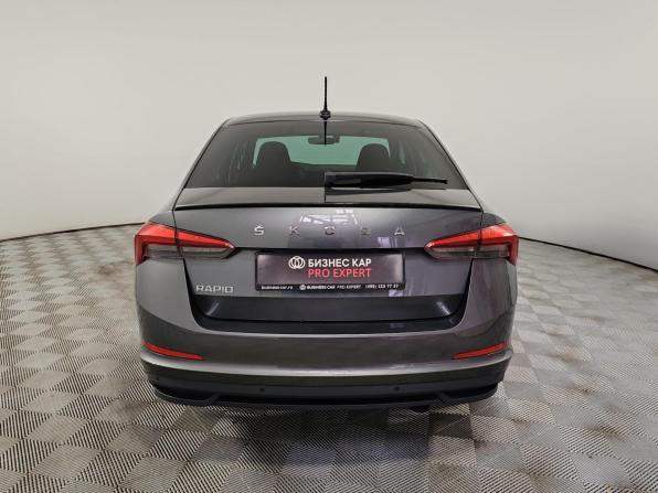 Skoda Rapid II с пробегом 2021 года, цена 1 699 000 рублей, 93121 км, лифтбек, Автокод Объявления