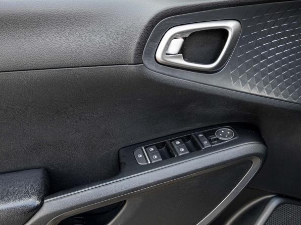 Kia Soul III с пробегом 2020 года, цена 1 979 000 рублей, 60159 км, хэтчбек, Автокод Объявления