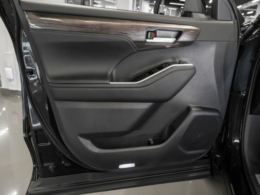 Toyota Highlander IV (XU70) Москва  - изображение 18