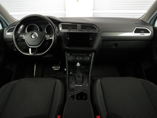 Volkswagen Tiguan II с пробегом 2018 года, цена 2 250 000 рублей, 156459 км, внедорожник, Автокод Объявления