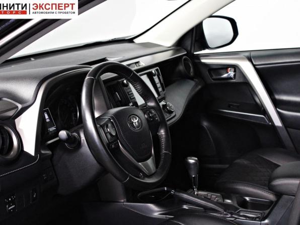 Toyota RAV4 IV (XA40) Рестайлинг с пробегом 2017 года, цена 2 497 000 рублей, 162743 км, внедорожник, Автокод Объявления