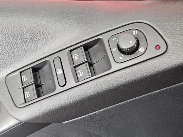 Volkswagen Tiguan I Рестайлинг с пробегом 2012 года, цена 1 199 000 рублей, 155957 км, внедорожник, Автокод Объявления