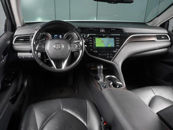 Toyota Camry VIII (XV70) с пробегом 2018 года, цена 2 489 000 рублей, 178157 км, седан, Автокод Объявления