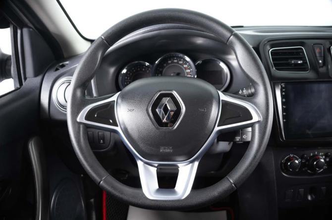 Renault Logan II Рестайлинг с пробегом 2021 года, цена 1 349 000 рублей, 80300 км, седан, Автокод Объявления