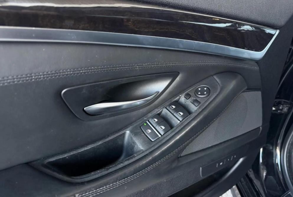 BMW 5 серии VI (F10/F11/F07) Рестайлинг Киров  - изображение 15