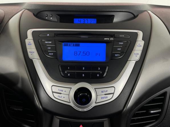 Hyundai Elantra V (MD) с пробегом 2012 года, цена 900 000 рублей, 131000 км, седан, Автокод Объявления