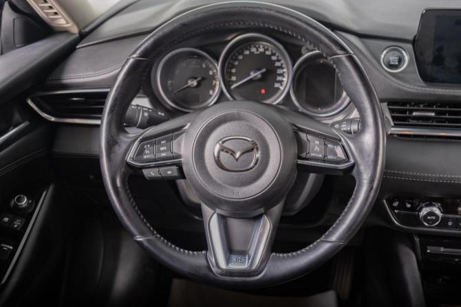 Mazda 6 III (GJ) Рестайлинг 2 с пробегом 2019 года, цена 2 499 000 рублей, 53000 км, седан, Автокод Объявления