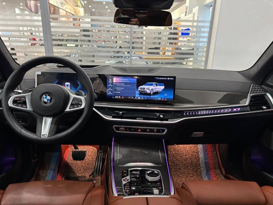 BMW X7 I (G07) Рестайлинг Новосибирск  - изображение 24