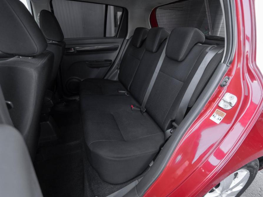 Suzuki Swift III Москва  - изображение 12