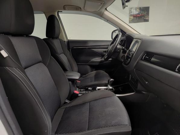 Mitsubishi Outlander III Рестайлинг 3 с пробегом 2019 года, цена 1 847 000 рублей, 229659 км, внедорожник, Автокод Объявления