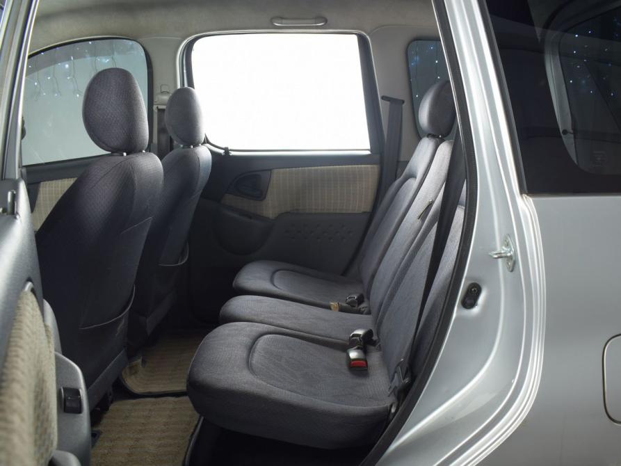 Toyota FunCargo Кемерово  - изображение 12