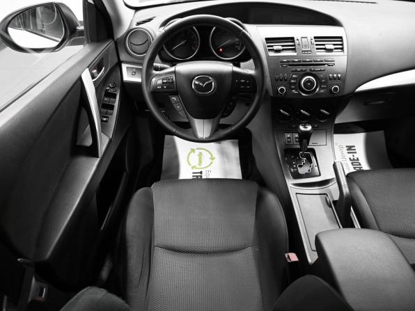 Mazda 3 II (BL) Рестайлинг с пробегом 2012 года, цена 945 000 рублей, 151753 км, седан, Автокод Объявления