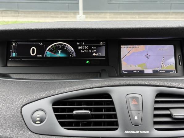 Renault Scenic III Рестайлинг с пробегом 2012 года, цена 1 139 000 рублей, 195789 км, компактвэн, Автокод Объявления