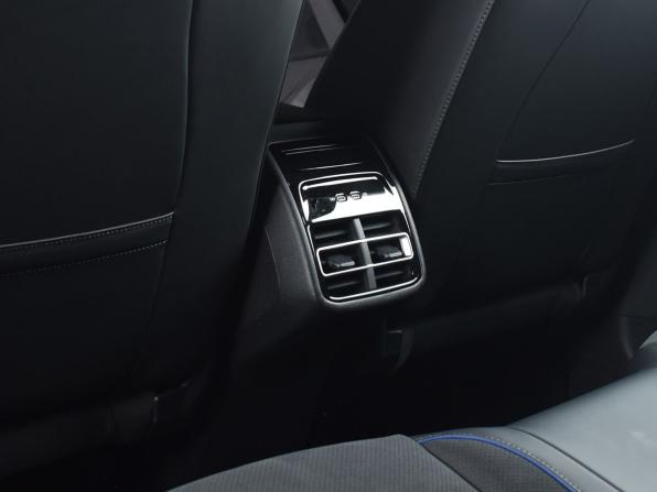 Volkswagen Tiguan III (China Market) с пробегом 2026 года, цена 4 699 995 рублей, 28 км, внедорожник, Автокод Объявления