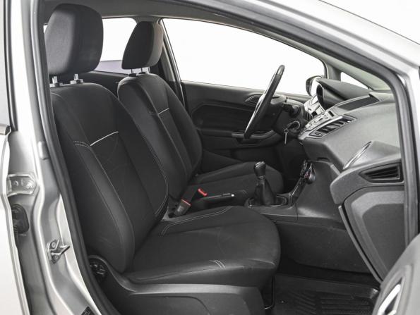 Ford Fiesta Mk6 Рестайлинг с пробегом 2016 года, цена 967 000 рублей, 54966 км, хэтчбек, Автокод Объявления