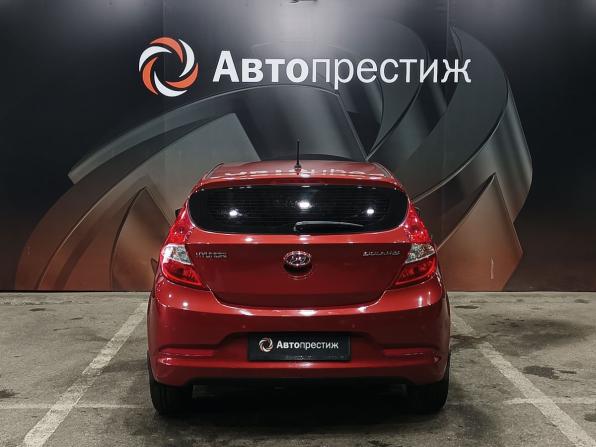 Hyundai Solaris I Рестайлинг с пробегом 2015 года, цена 1 080 000 рублей, 117410 км, хэтчбек, Автокод Объявления